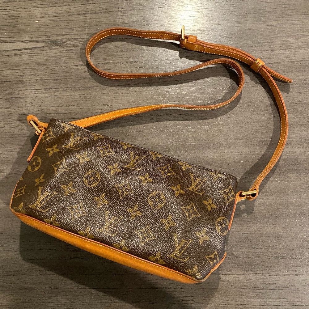 Vintage Louis Vuitton crossbody